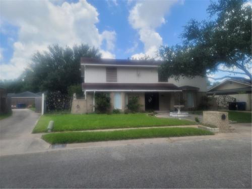 Picture of 5015 Royalton Drive