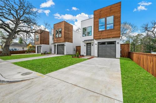 Picture of https://www.realty.com/dps/500/HouseImages/NTREIS/392/f_20371392.jpg