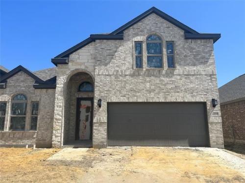Picture of https://www.realty.com/dps/500/HouseImages/NTREIS/532/f_20325532.jpg