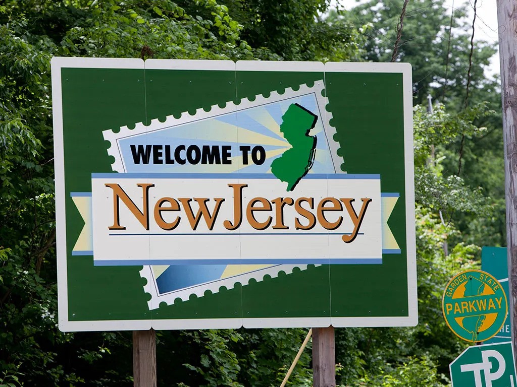 New Jersey welcome sign