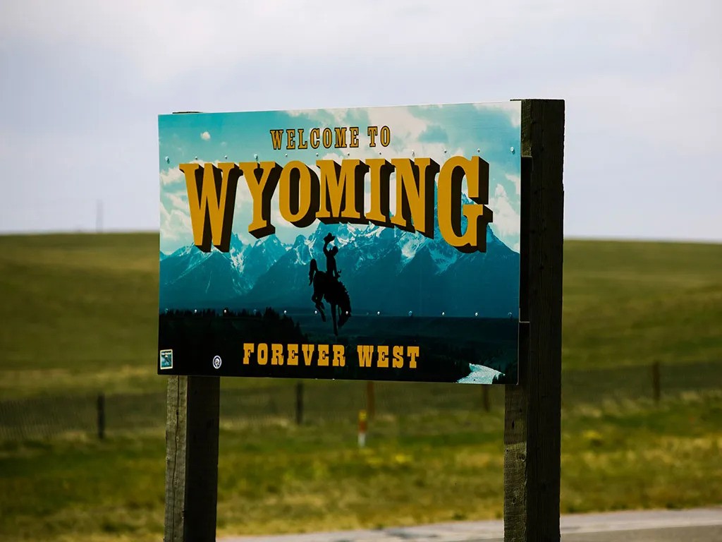 Wyoming welcome sign